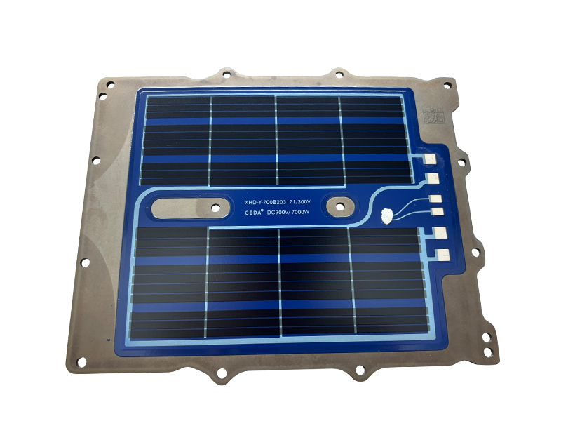 Flat electric heater for vehicle