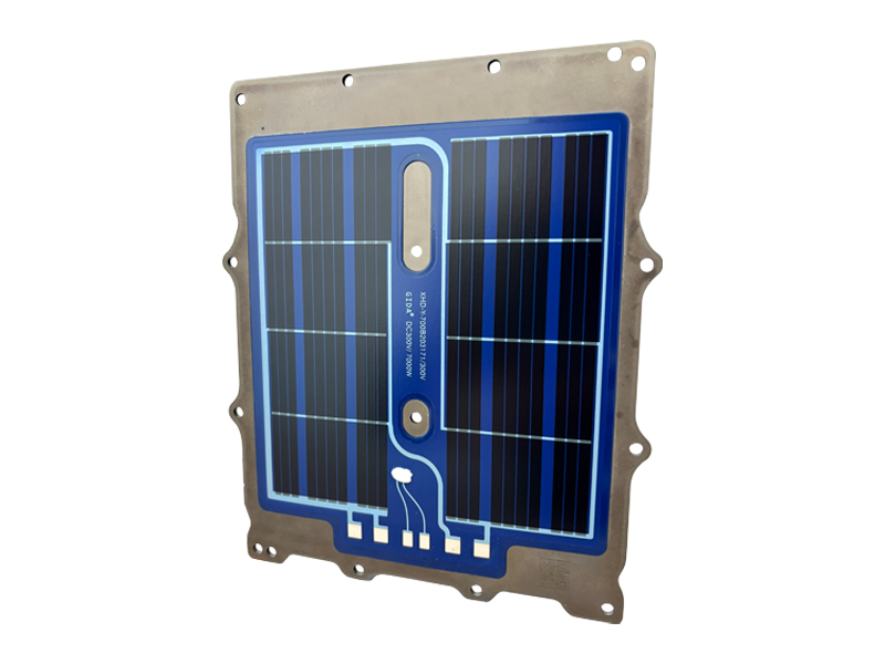 Flat electric heater for vehicle